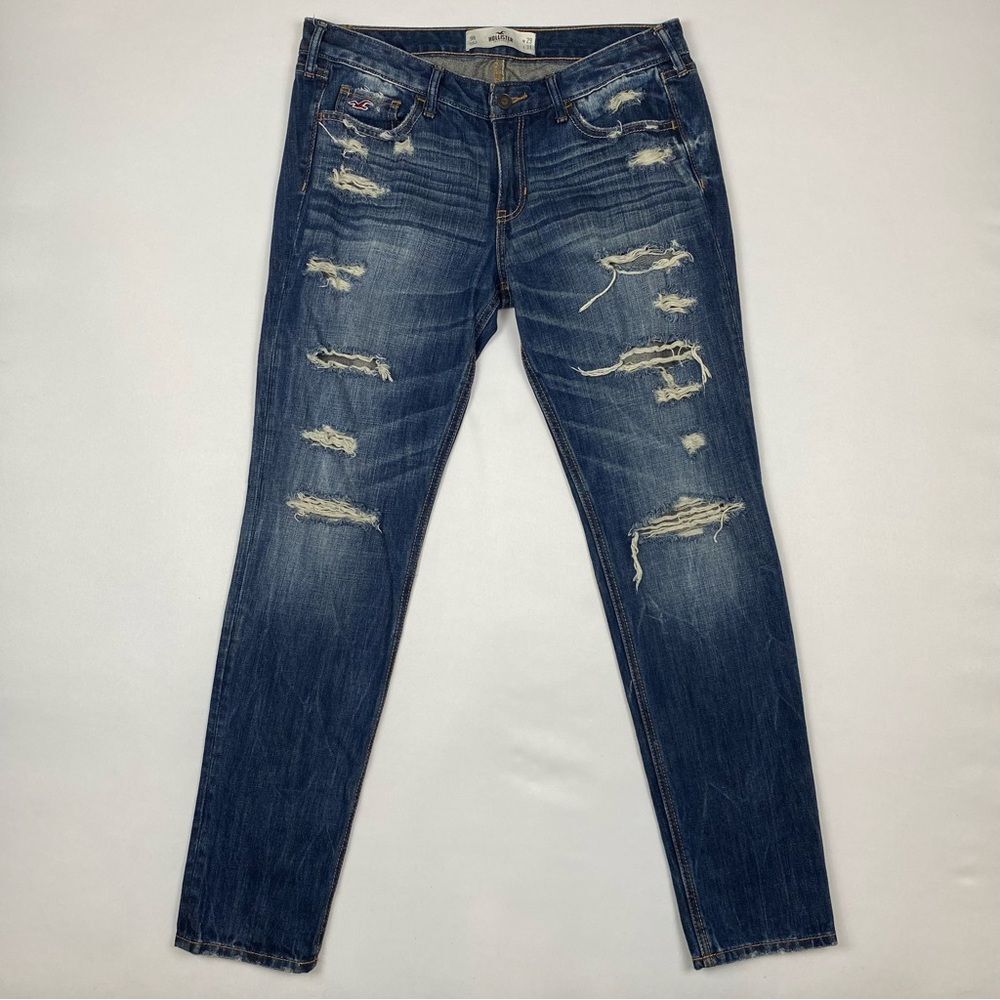 Hollister Ripped‎ Jeans